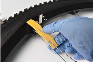 how to deflate a bike tire