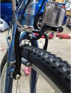 are squeaky bike brakes dangerous