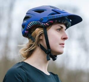 Reasons to have visors on mountain bike helmets