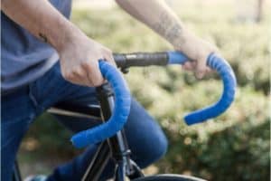 Can I reuse a handlebar tape? Bike handlebars with blue tape